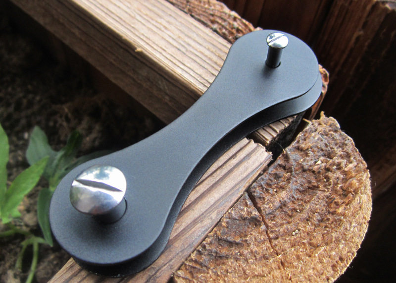 EDC Outdoor Equipped Multifunction Tool Double Open Closing Aluminum Alloy Key Clip Buttoned Key Containing DIY