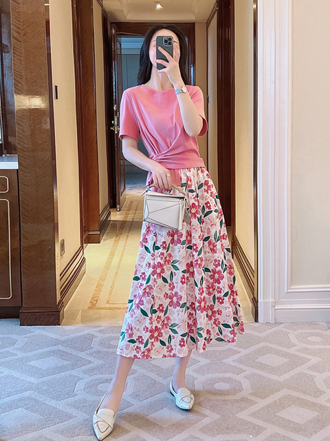 Fashion suit women 2023 summer new temperament T-shirt top chiffon floral skirt two-piece set waist display