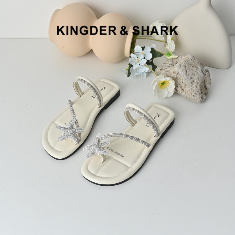 Kds Classic Shark Women's Shoes 2026 Summer New Sweet Flat Rhinestone Two-Way Comfortable Beach Sandals