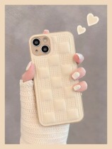 Apply Apple 14 15promax mobile phone shell autumn winter checkered down jacket iPhone13 12 anti-fall