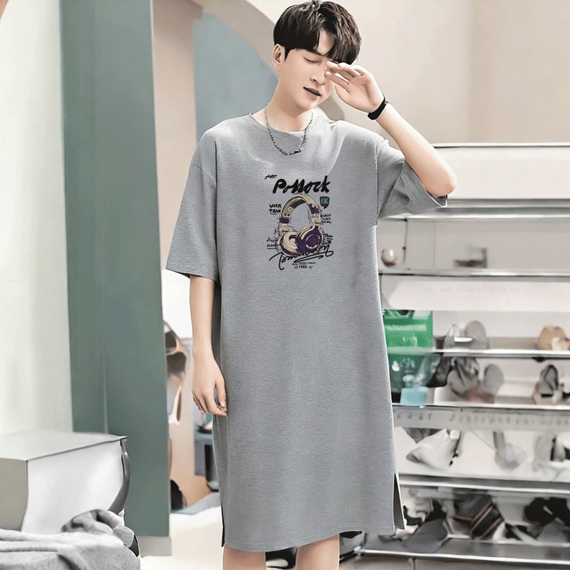 100% Pure Cotton Short-Sleeved Nightgown for Men, Summer Mid-Length Cartoon Print Home Wear, Casual High-End All-In-One Nightgown 100% Pure Cotton Short-Sleeved Nightgown for Men, Summer Mid-Length Cartoon Print Home Wear, Casual High-End All-In-One Nightgown