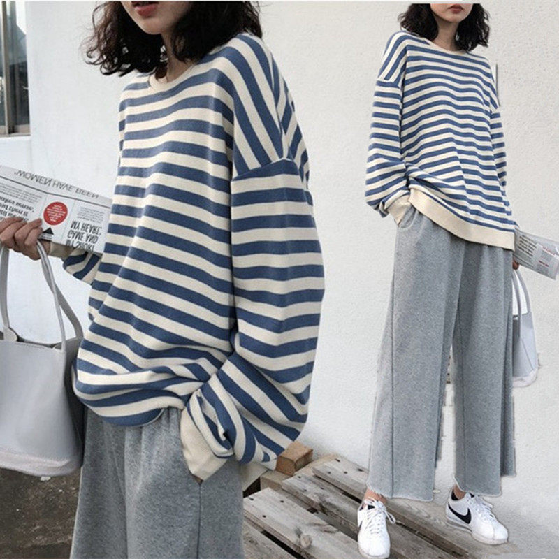 2020 autumn new maternity two-piece cotton top fashion item tide mother sweater striped long-sleeved Korean version of the T-shirt