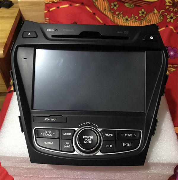 Modern IX45 new winning Dagger Mobis navigation original car screen New car detached car piece with navigation card Bluetooth reversing