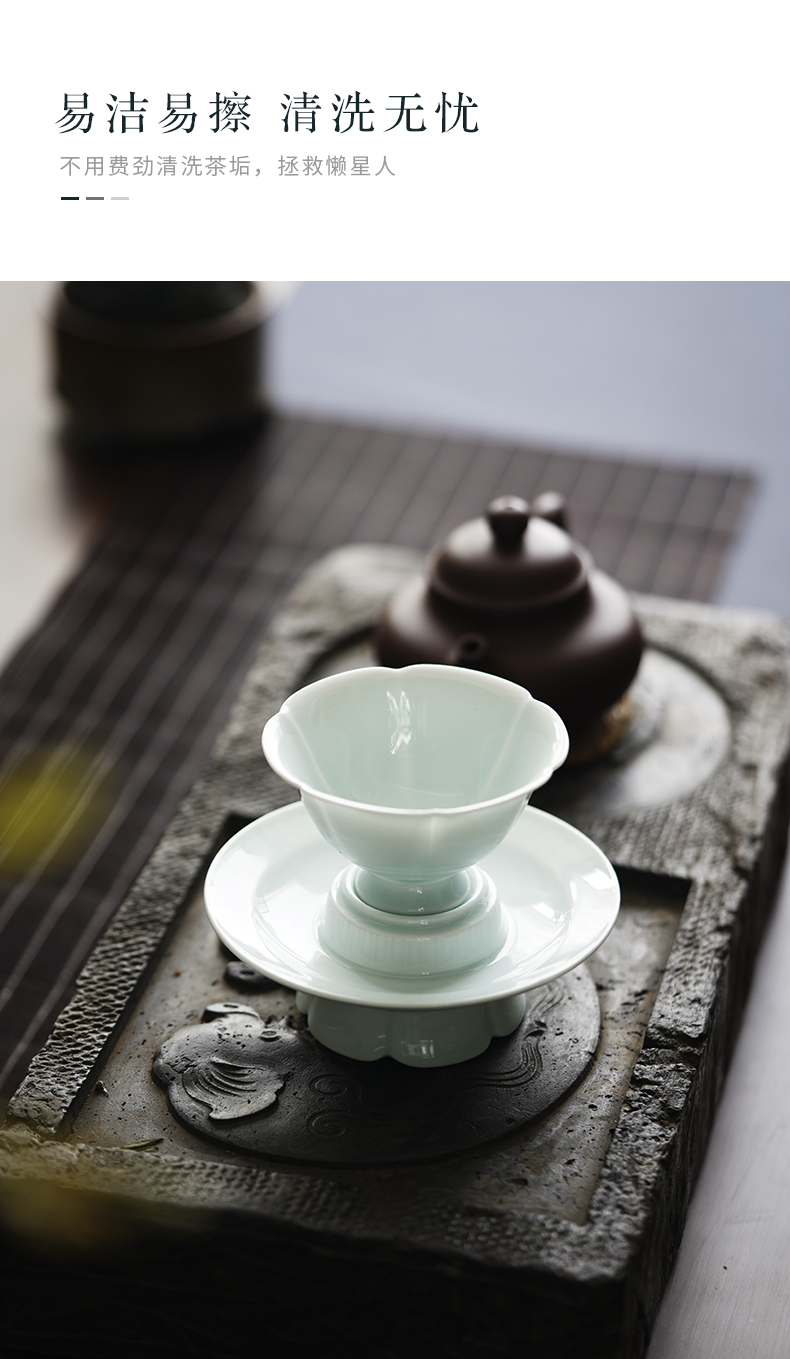 Shadow blue cloud art of jingdezhen manual imitation song dynasty style typeface left up carved kwai expressions using tea saucer lamps of kung fu tea cups