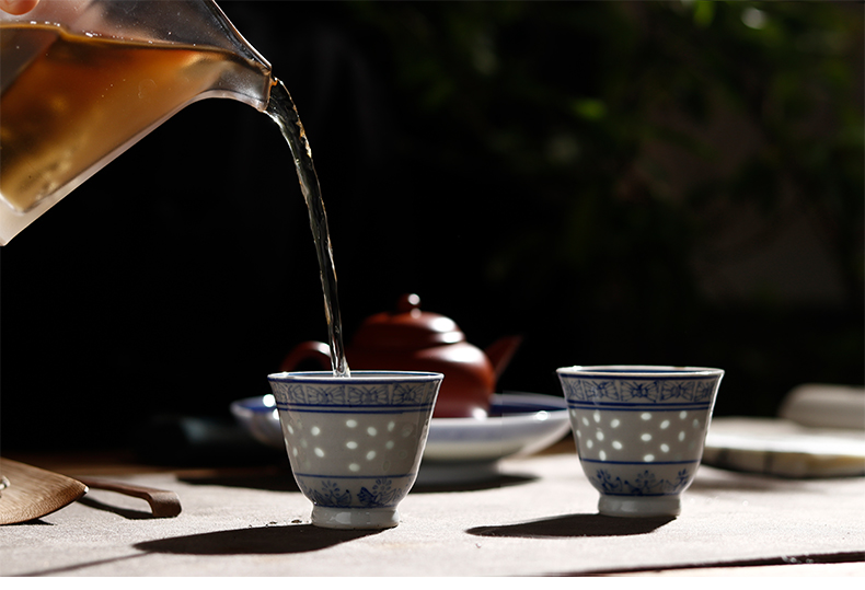 Cloud art of jingdezhen porcelain cultural revolution old factory goods blue and white, see the bucket and exquisite hand - made ceramic kung fu tea set