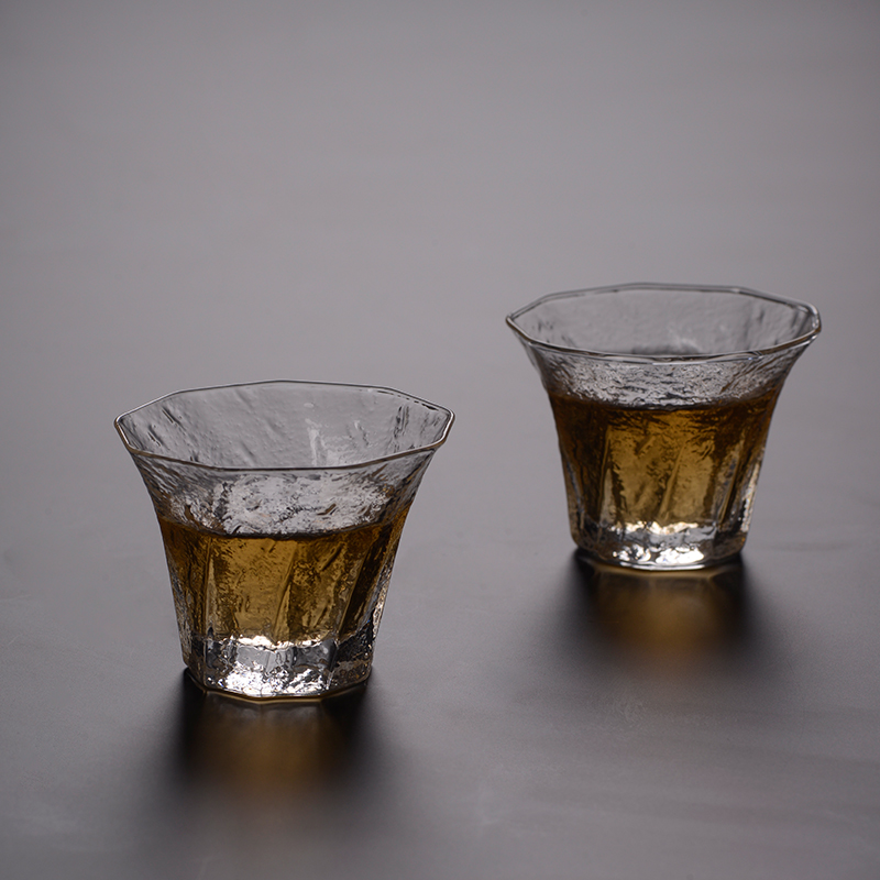 Small cloud art of jingdezhen pure manual heat - resistant glass tea cup master cup Japanese personal cup kung fu tea set