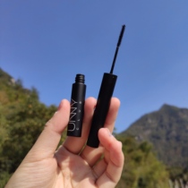 Brand authorized fried chicken thin legs fly legs unny club slim mascara brush head Look at the picture yourself