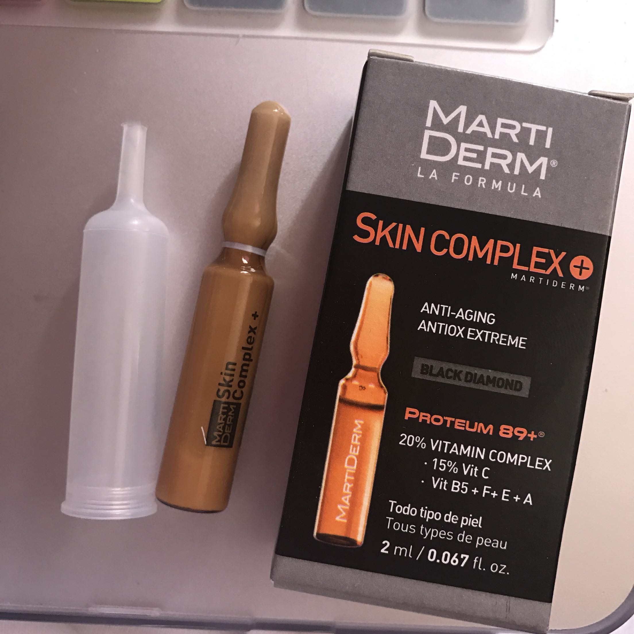 Single experience pack single marti derm black diamond live ampoule 2ml