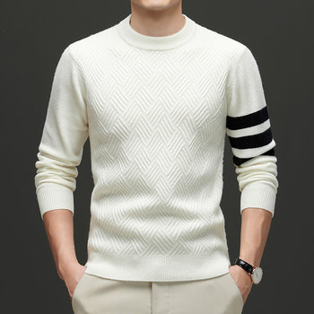 Autumn new jacquard craft wool sweater men's three stripes contrast color casual round neck pullover long sleeve sweater Autumn new jacquard craft wool sweater men's three stripes contrast color casual round neck pullover long sleeve sweater