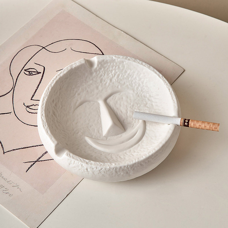 Nordic Ceramic Ashtray Creative Personality Trend Household 2023 Net Red Cartoon Cute Girl Ashtray Small Ornament