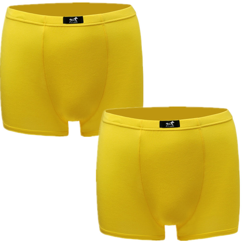 2 mens quần lót năm này màu đỏ quần lót cưới quần short màu vàng đầu Mordale bông bốn-góc cỡ lớn quần phẳng.