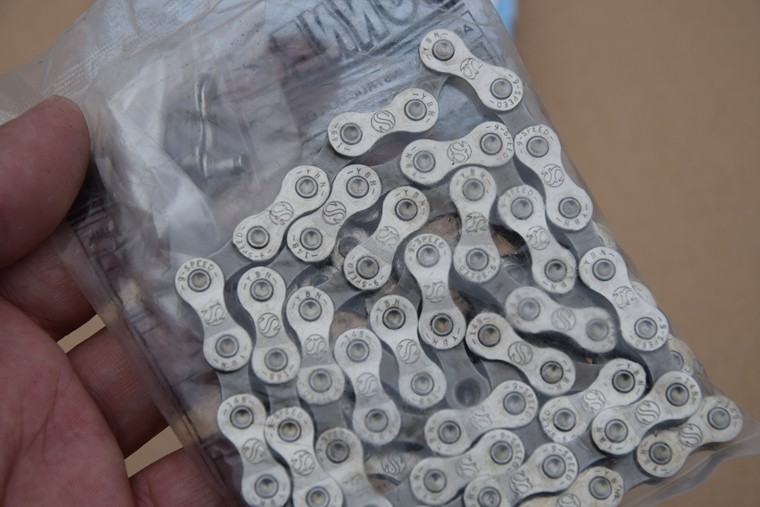 Chaîne de vélo - Ref 2365920 Image 7