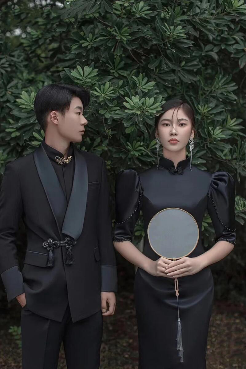 Retro photography props suitable for photo sessions, black dress, couple clothing for beloved, Chinese style Retro photography props suitable for photo sessions, black dress, couple clothing for beloved, Chinese style