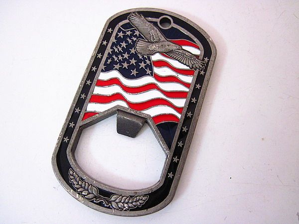 Never forget the US Military Medal of Honor Pure Copper Memorial Beer Driver EDC Brass Corkscrew