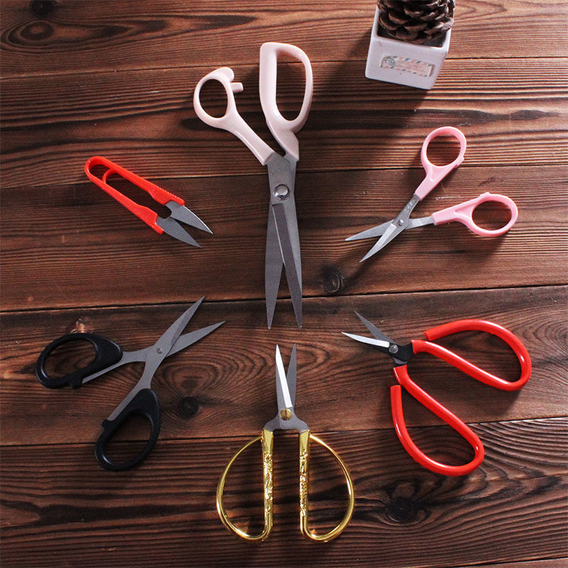 Handmade DIY non-woven patchwork Photo album paper-cut making tools Kindergarten homework student safety sharp scissors