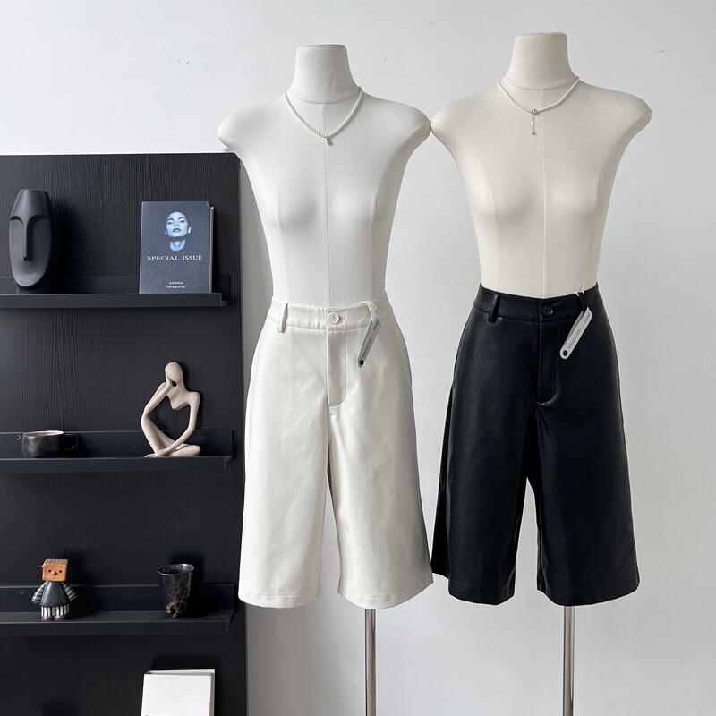 Fan Fan, the King of Matching!! High-Quality Pu Leather Mid-Length Shorts, Slimming Straight-Leg Shorts