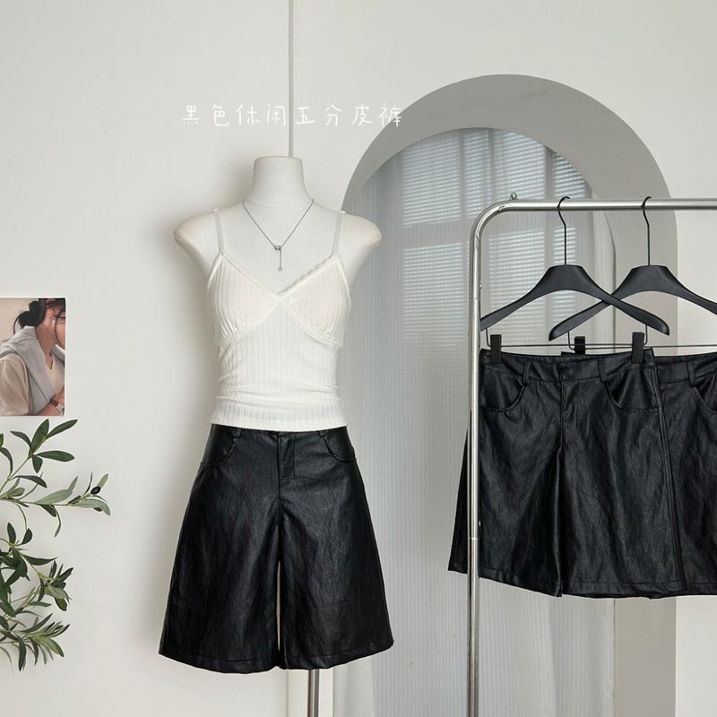 Sun11 Loose Wide-Leg Black Casual Leather Shorts for Women, Early Autumn New Straight-Leg Shorts for Petite Figures