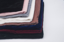 Real velvet pasta-style embroidery luneville bottom cloth can be made solid cushion embroidered semi-rice price method embroidered bead embroidery