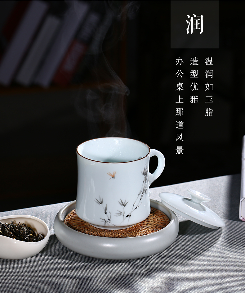 Jingdezhen ceramic cups with cover cup office keller cup custom couples hand - made glass tea cup