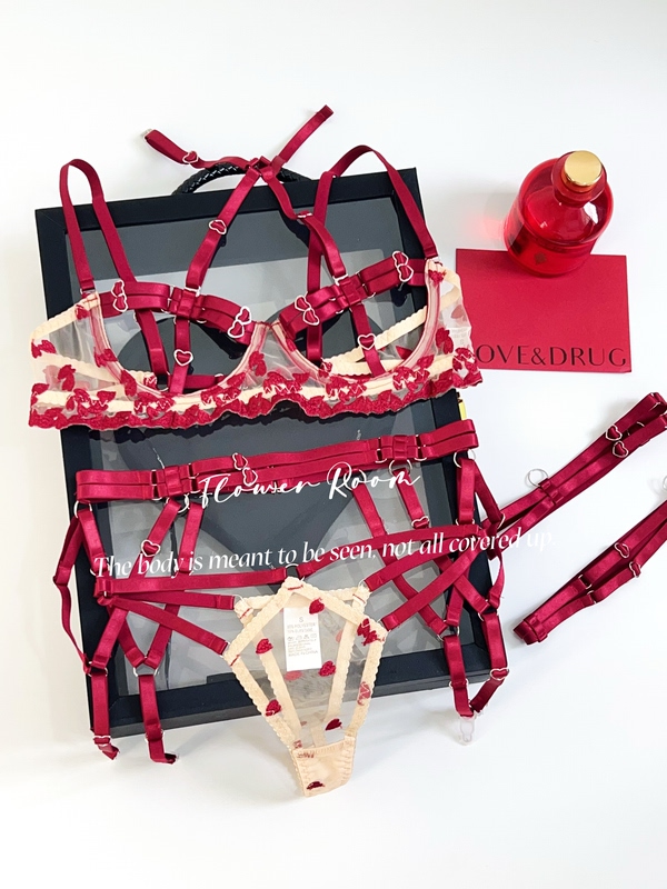 Flower Room【Heart of Cupid】Beautiful Hollow-Out Heart-Shaped Chest Strap Pure Desire Date Sexy Lingerie