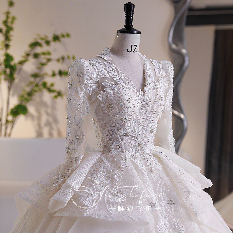 Long -sleeved wedding gauze 2023 new main yarn autumn and winter high -end high -end heavy work married small high -end texture winter Long -sleeved wedding gauze 2023 new main yarn autumn and winter high -end high -end heavy work married small high -end texture winter