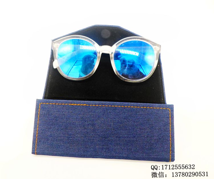 Etui à lunettes - Ref 1244834 Image 11
