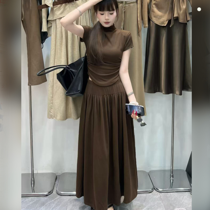 Elegant and Sophisticated Style High-Neck Short-Sleeve Skirt Two-Piece Set for Women 2026 New Autumn Collection with a High-End and Relaxed Feel Elegant and Sophisticated Style High-Neck Short-Sleeve Skirt Two-Piece Set for Women 2026 New Autumn Collection with a High-End and Relaxed Feel