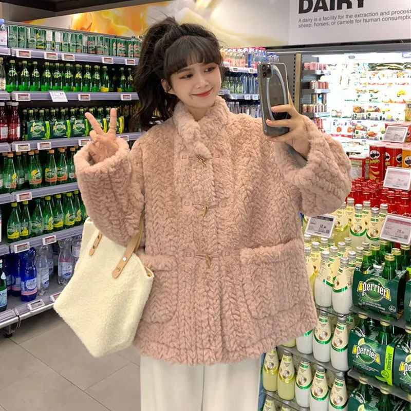女衣服新款冬装图片欣赏:时尚保暖两不误-冬装-淘宝百科网