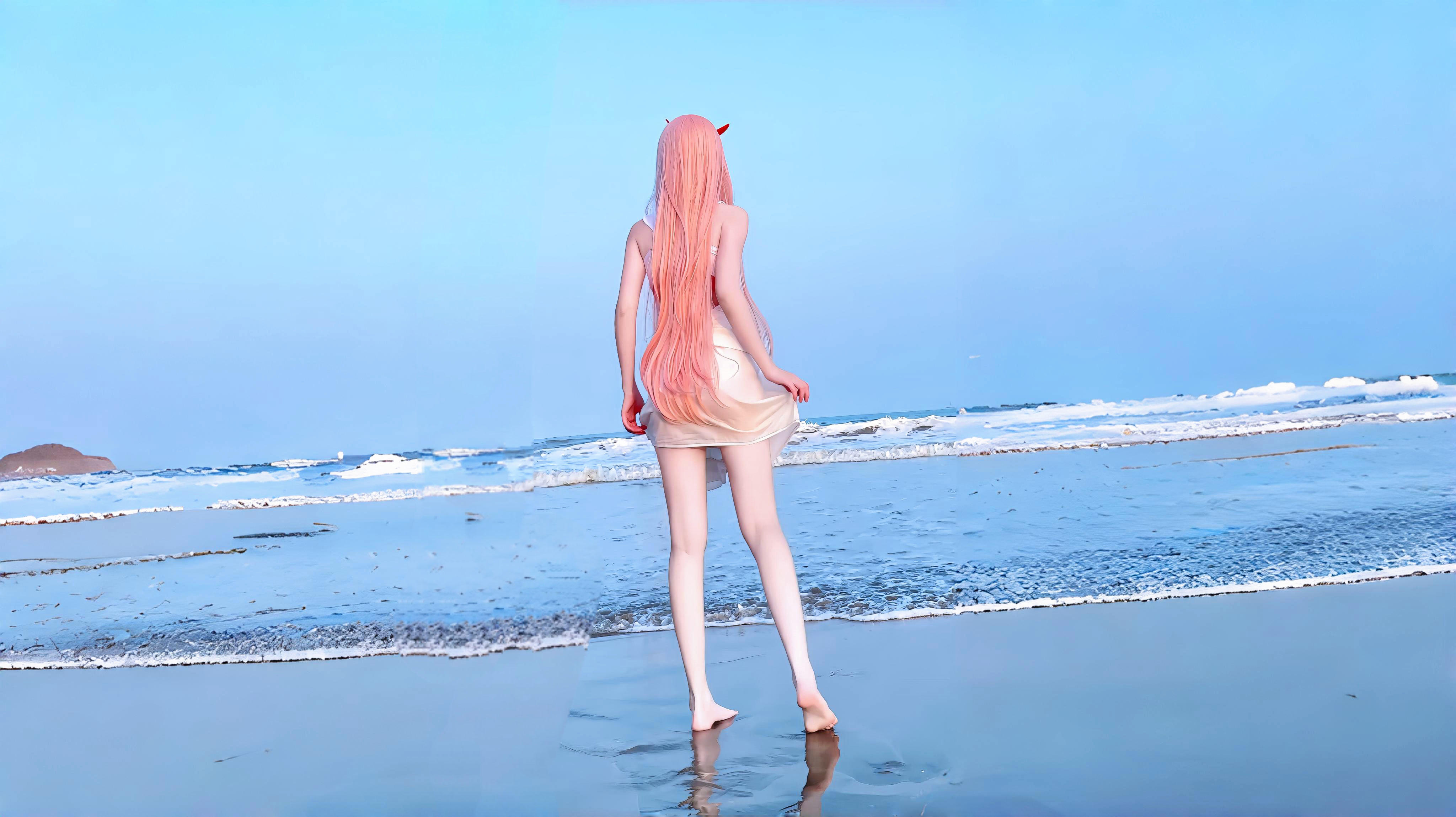 02 海边背影清新 4K 壁纸|国家队零二沙滩治愈风插画