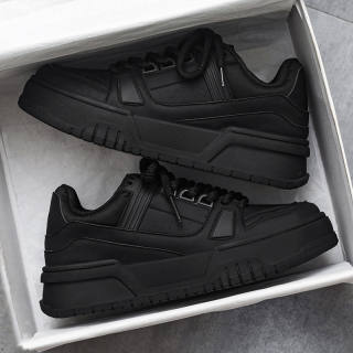 Men's shoes 2024 new hot style summer breathable trendy versatile sports and leisure thick-soled sneakers deodorant black trendy shoes