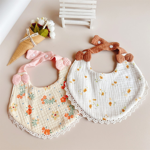 ແບບເກົາຫຼີ ins style pure cotton gauze baby saliva napkin baby bib princess style lace salva pocket