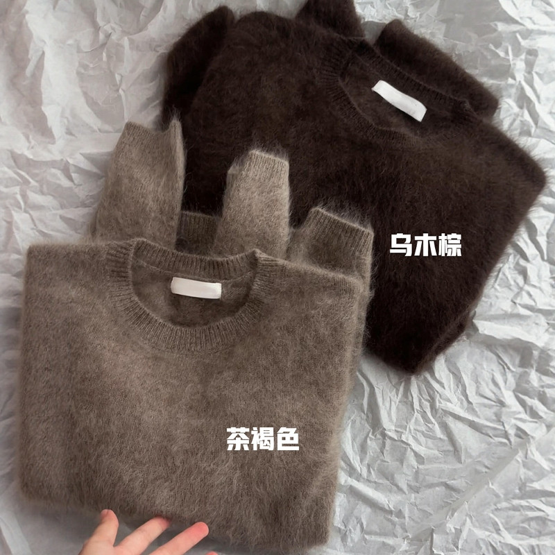 高級メラードブラウンミンクフリースラウンドネックセーター（女性用）、秋冬向け、柔らかくふわふわとした肌触り、重ね着にもベースレイヤーにも最適。