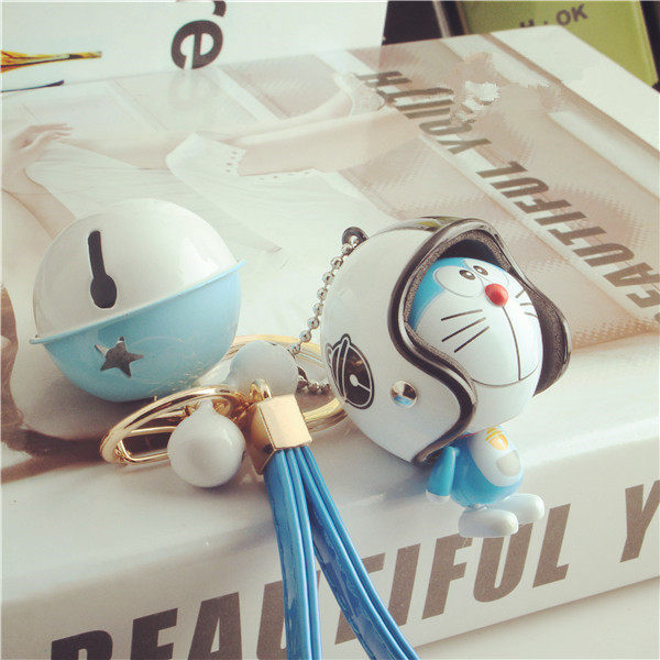 Doraemon key chain Car key pendant Helmet robot cat keychain Male and female cute bell key