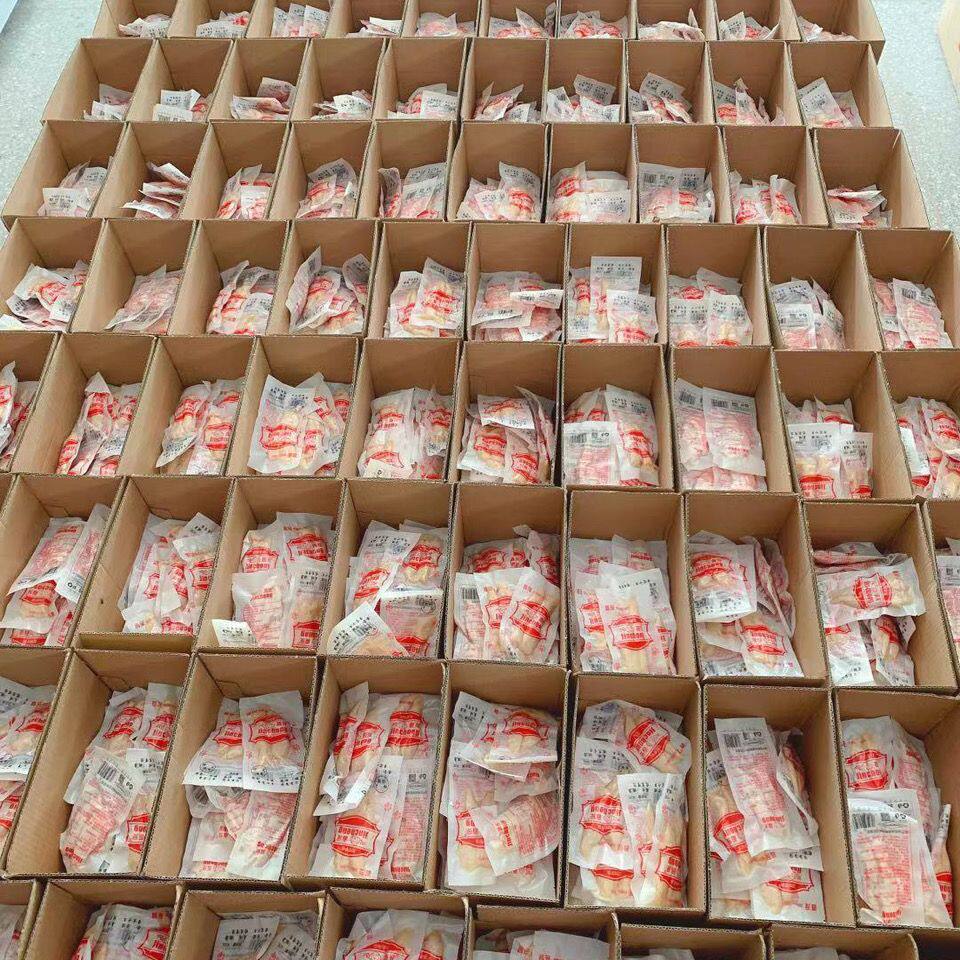 Собака закуски 晋宠鸡胸肉40g宠物零食白身水煮妙鲜封包鸡肉鸡胸宠物猫狗狗零食 Jin Chong