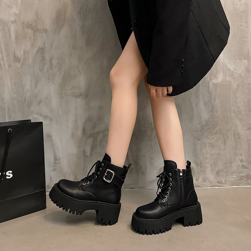Thick-Soled British Style Martin Boots for Women, 2026 New Autumn and Winter Height-Increasing Black Lace-Up Short Boots with High Chunky Heels