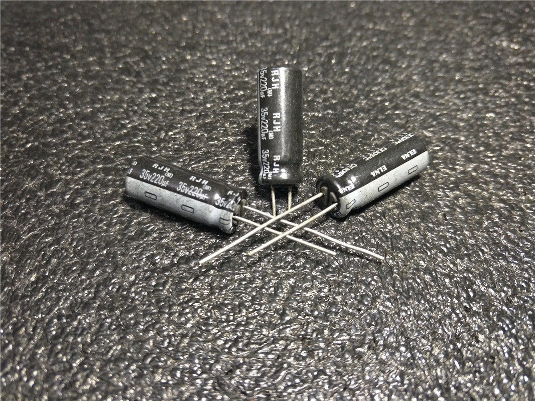 ELNA 220UF 35V Fever Audio Capacitor