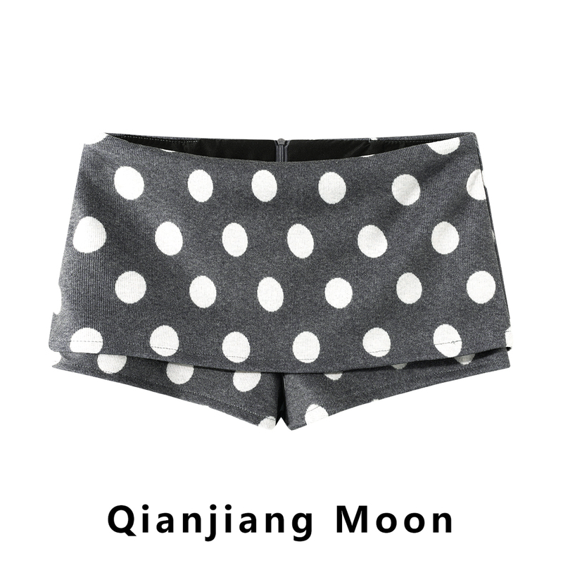 Korean Style Hot Girl Polka Dot Low-Waist Casual Shorts for Women, New Summer Style, Petite Wide-Leg, Butt-Lifting, Hip-Hugging Shorts for Outerwear Korean Style Hot Girl Polka Dot Low-Waist Casual Shorts for Women, New Summer Style, Petite Wide-Leg, Butt-Lifting, Hip-Hugging Shorts for Outerwear