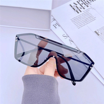 One-piece conjoined large frame windproof mirror female face thin personality exaggerated sunglasses male hipster couple sunglasses