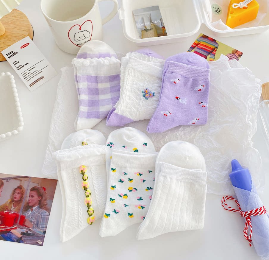 Sweet Potato Purple Lace Plaid Midbarrel Socks Woman Spring Autumn Sky Summer Thin and Tide Cute Day Ensemble Long Silo Socks