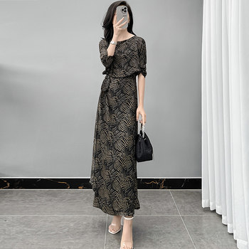French Retro Dress 2025 Summer New Style Small Floral Three-Dimensional Elegant Short-Sleeved Women's Dress Waist-Cinching Slimming Long Dress