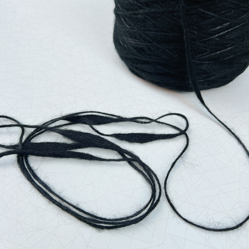 One Skein Priced at High Value, High Proportion of Wool Fancy Yarn, Wool Bulky Yarn Containing 78% Wool, Knitting Yarn for Scarves and Coats