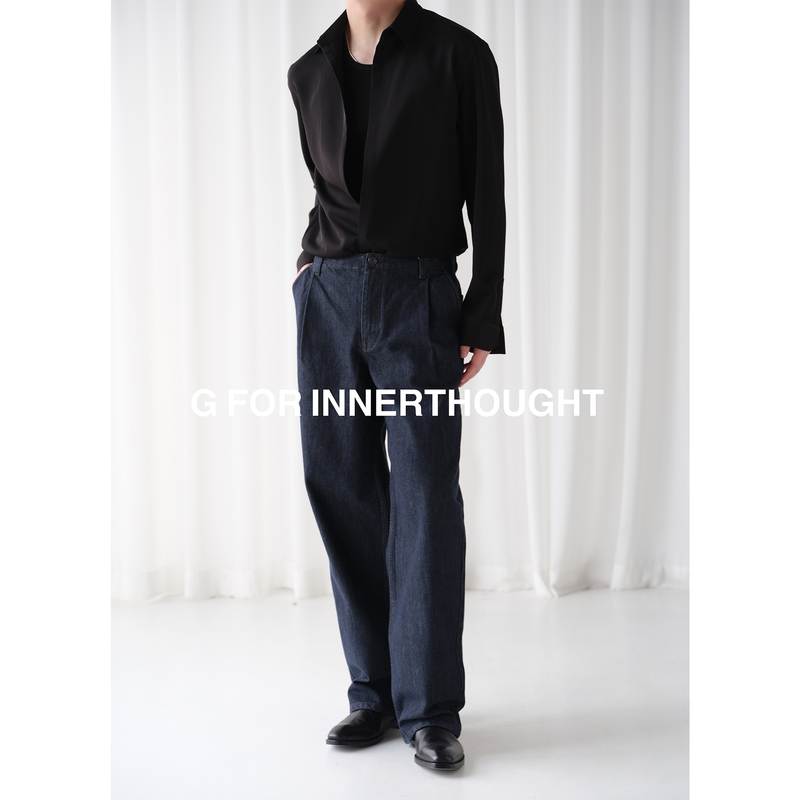 G for Inner Thought | Retro Waist-Cinching Paris Button Single-Pleat Blue Micro-Tapered Casual Trousers and Jeans G for Inner Thought | Retro Waist-Cinching Paris Button Single-Pleat Blue Micro-Tapered Casual Trousers and Jeans