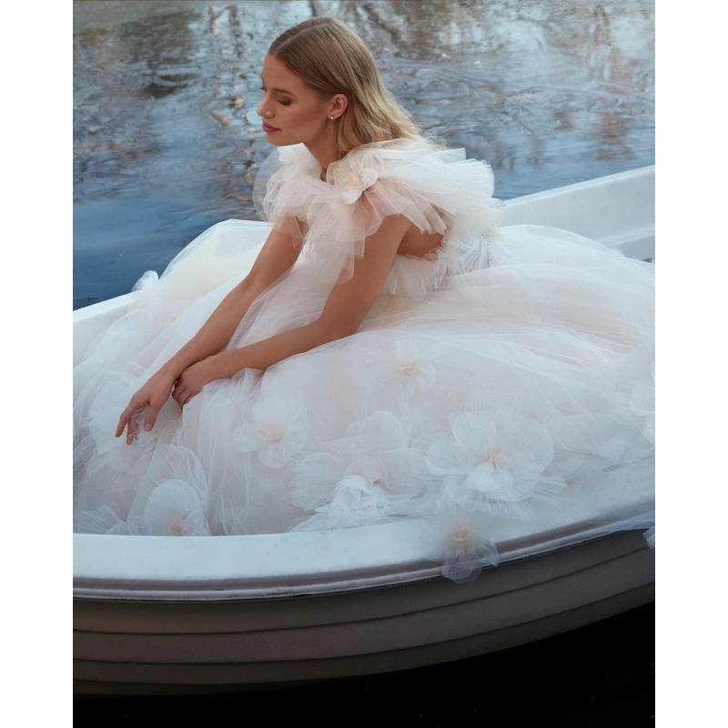 Sevintage Gorgeous Long Prom Dresses 3D Flowers Crystal Appl