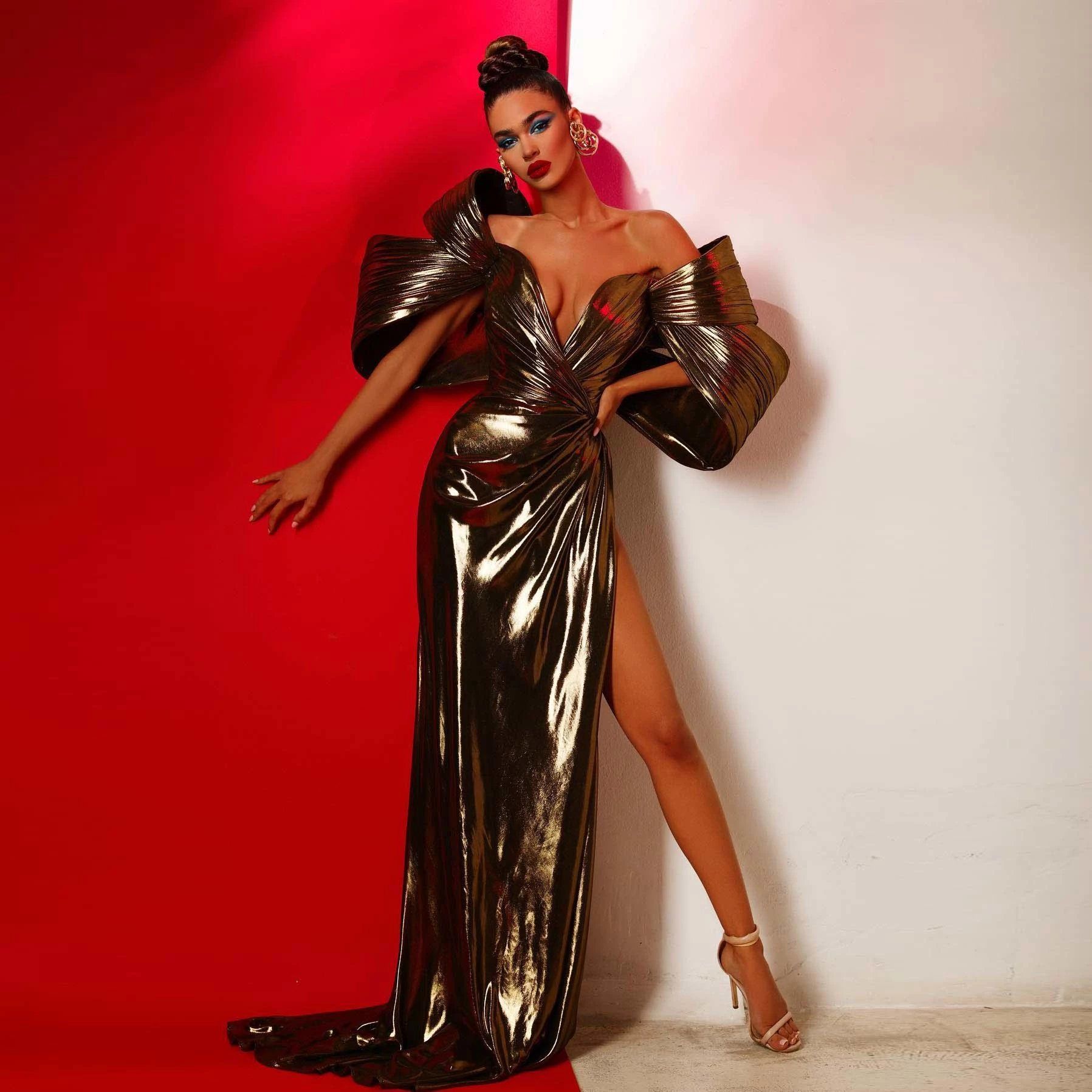 Feminine Gold Leather Split Long Prom Dresses 3D Cap Sleeves Feminine Gold Leather Split Long Prom Dresses 3D Cap Sleeves