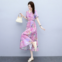 Four seasons of green womens clothing new Hangzhou 2022 Summer V Pilot cotton linen dress with large size to receive waist and reduced-age skirts