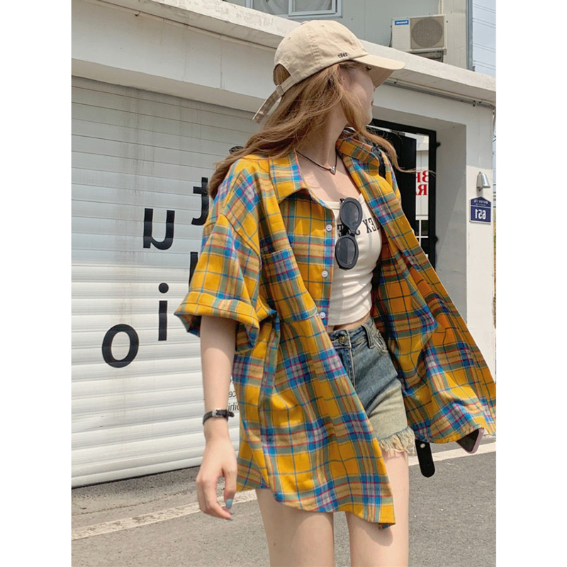French-Style Niche Plaid Short-Sleeve Shirt for Women, Summer 2026 New Sun-Protective Jacket with Retro Design and Loose Fit
