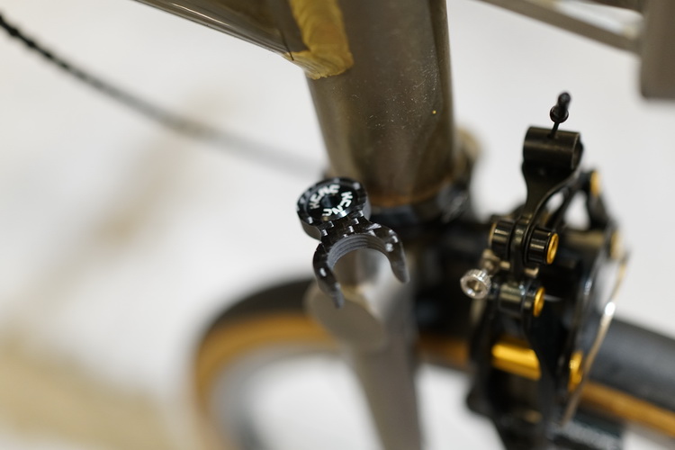 (UnionJack) small cloth folding car Taiwan KCNC lap 3k carbon fiber crab pliers head tube fixed seat only 4g-Taobao