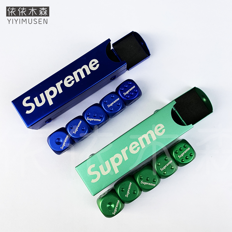 SUP kim loại mạt chược đêm uống nước súc sắc đặt thủy triều thương hiệu súc sắc laser logo công ty quà tặng tùy chỉnh - Các lớp học Mạt chược / Cờ vua / giáo dục bộ cờ vua bằng gỗ