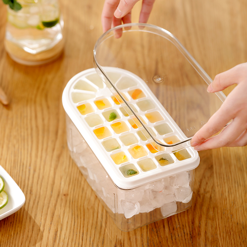 Japan Ice Cubes Molds Ice Hockey Home Food Grade Ice-making Box Storage Cartridges Lid Fridge Frozen Ice Cubes