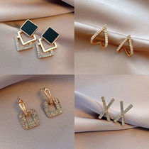 Earnail Minimalist Lady Small Korea Temperament Silver Ear Rings 2021 New Tide Ear Accessories Luxury Web Red Design Sensation